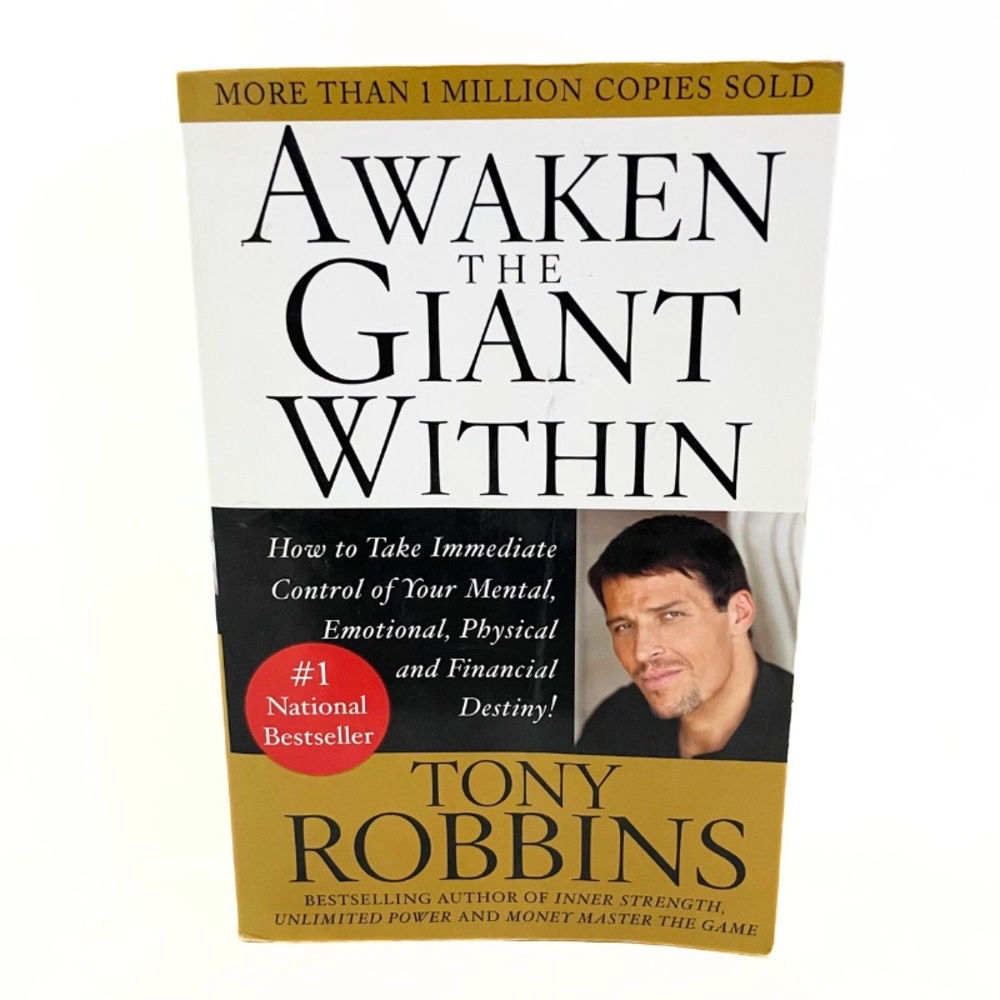 3/$25 Awaken The Giant Within Book by Tony Robbins